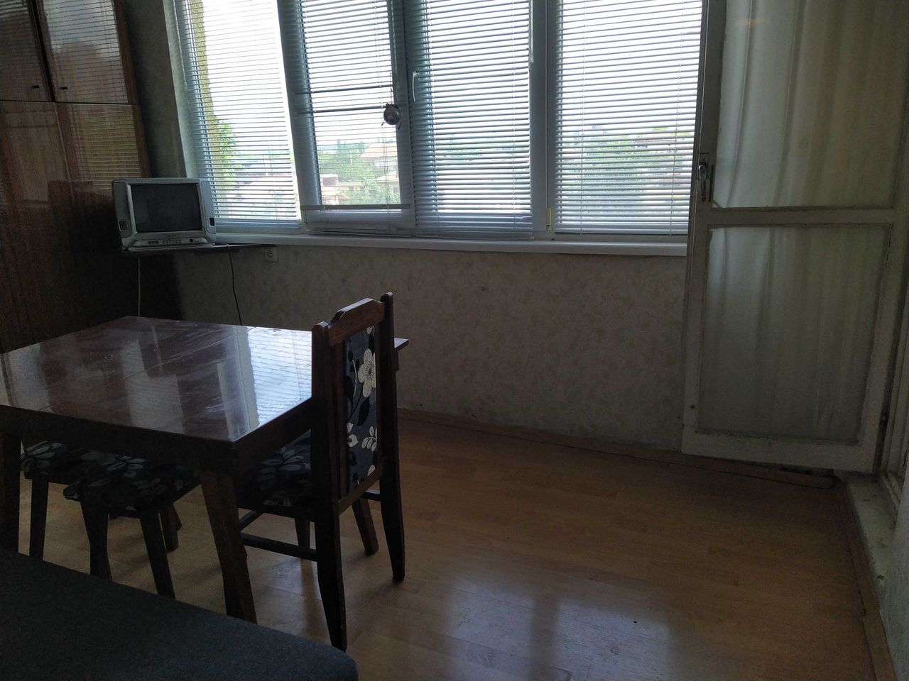 Продава се Двустаен апартамент в с. Айдемир, Област Силистра - 74 кв.м за 406 €/кв.м - Снимка #6