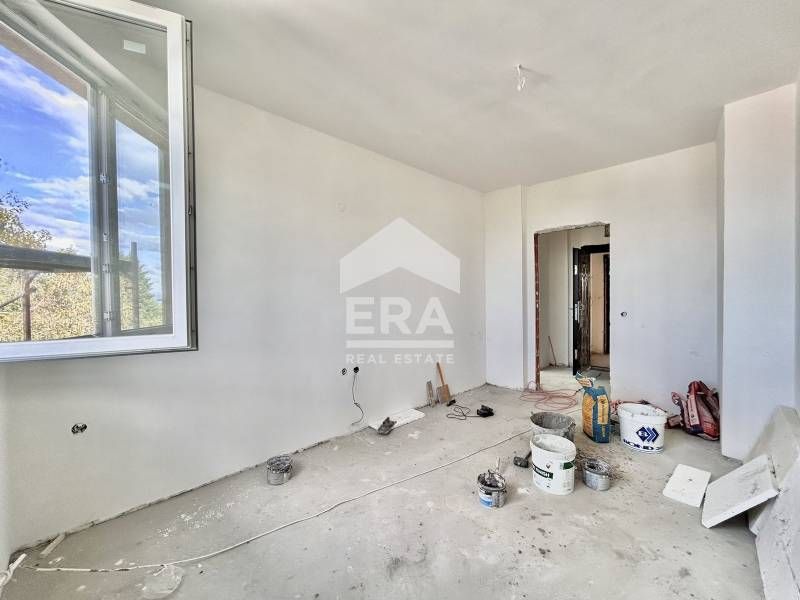 Продава се Тристаен апартамент в София, Горна баня - 86 кв.м за 2114 €/кв.м - Снимка #4