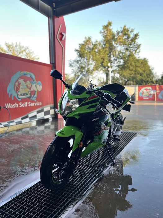 Kawasaki ninja 125 ABS 2023