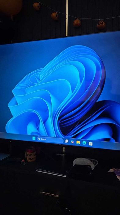 Продаю свой AMD Ryzen 5 5560U
6 ядер 12 потоков
16Gb DDR4 3200Mhz