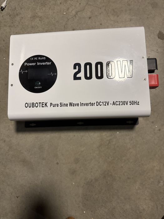 Invertor oubotek