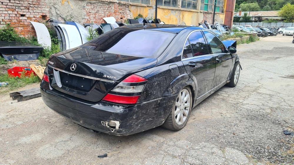 Mercedes W221 S500 388кс 4Matic Keyless Nightvision НА ЧАСТИ!