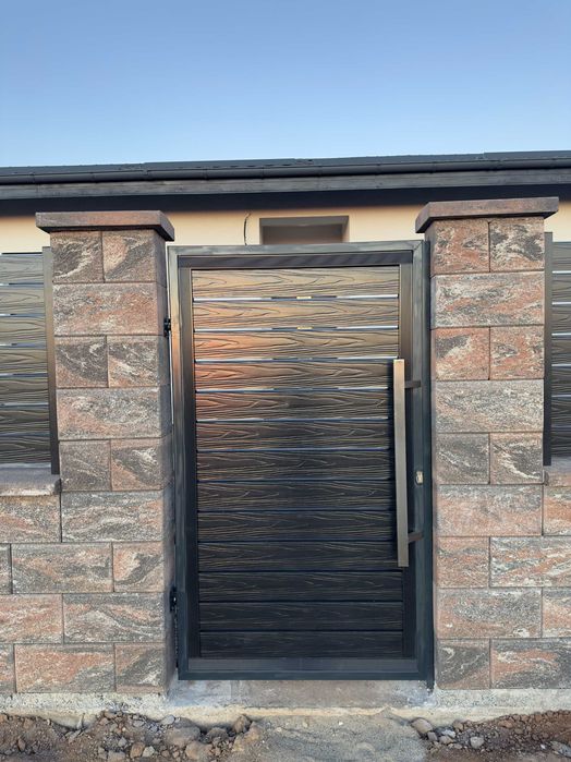 Garduri și porți din WPC pe structură metalică – fabricat în România