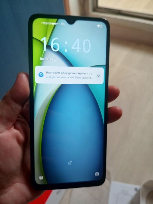 Срочно продам смартфон новый память64Гб покупали две недели назад