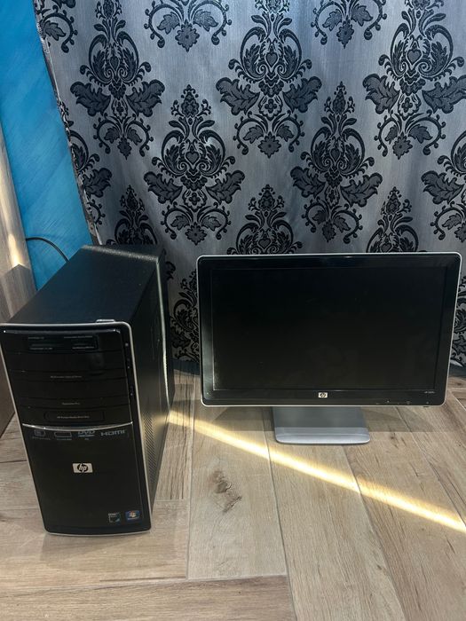 Компютър+монитор    Работят перфектно