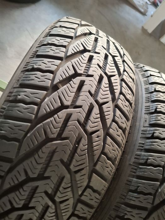 2 Anvelope de iarnă 205 55 r16 SNOW