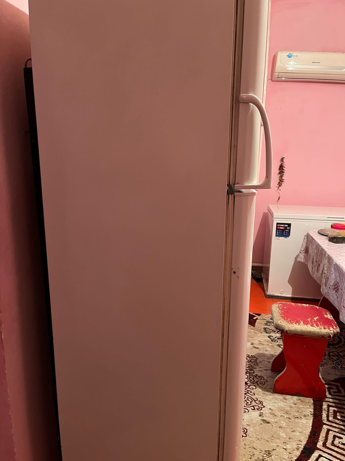 Indesit холодильник