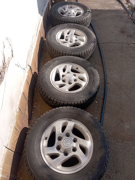 Продам резину  зима