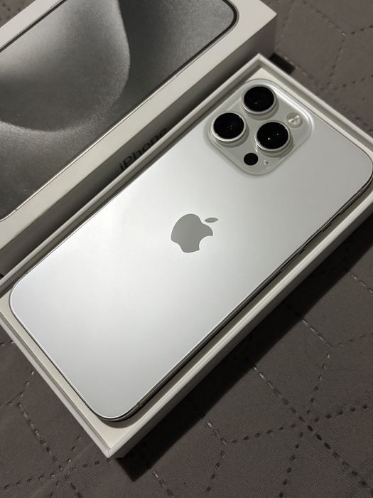 iPhone 15 Pro Max, White Titanium, 256GB, Impecabil