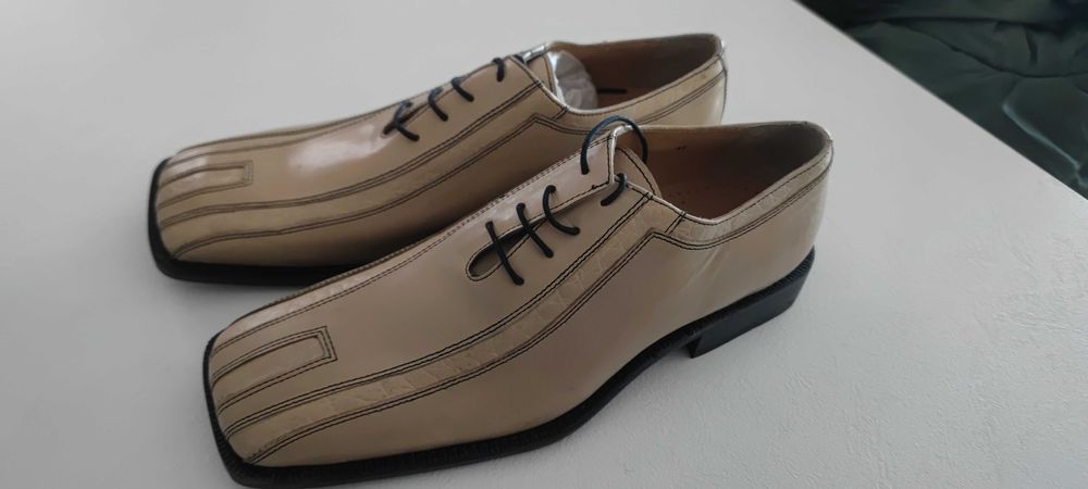 Pantofi bărbătești eleganți