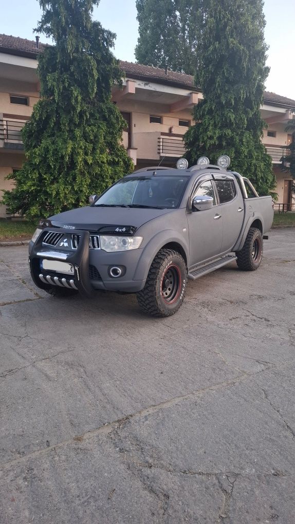 Mitsubishi l200 2011 2,5 178.cp