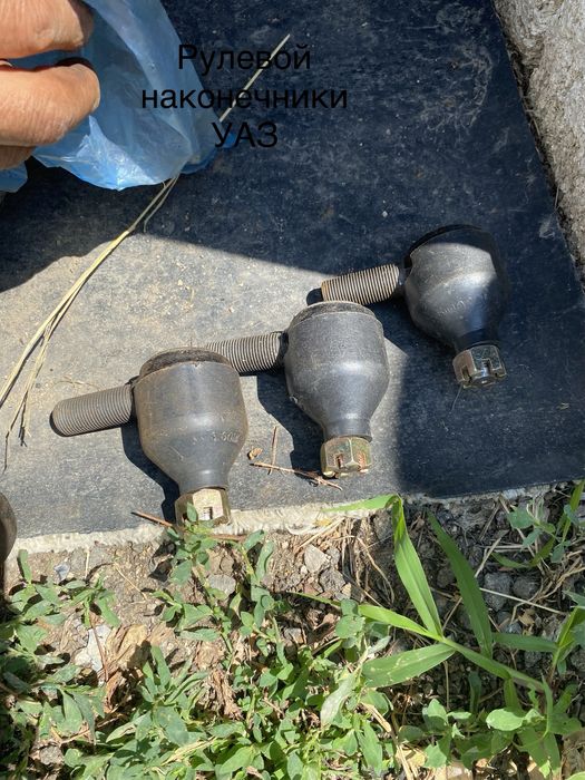 Рулевой наконечники УАЗ