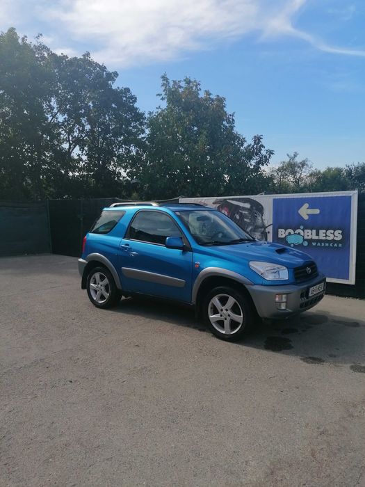 Toyota RAV 4 -3 usi