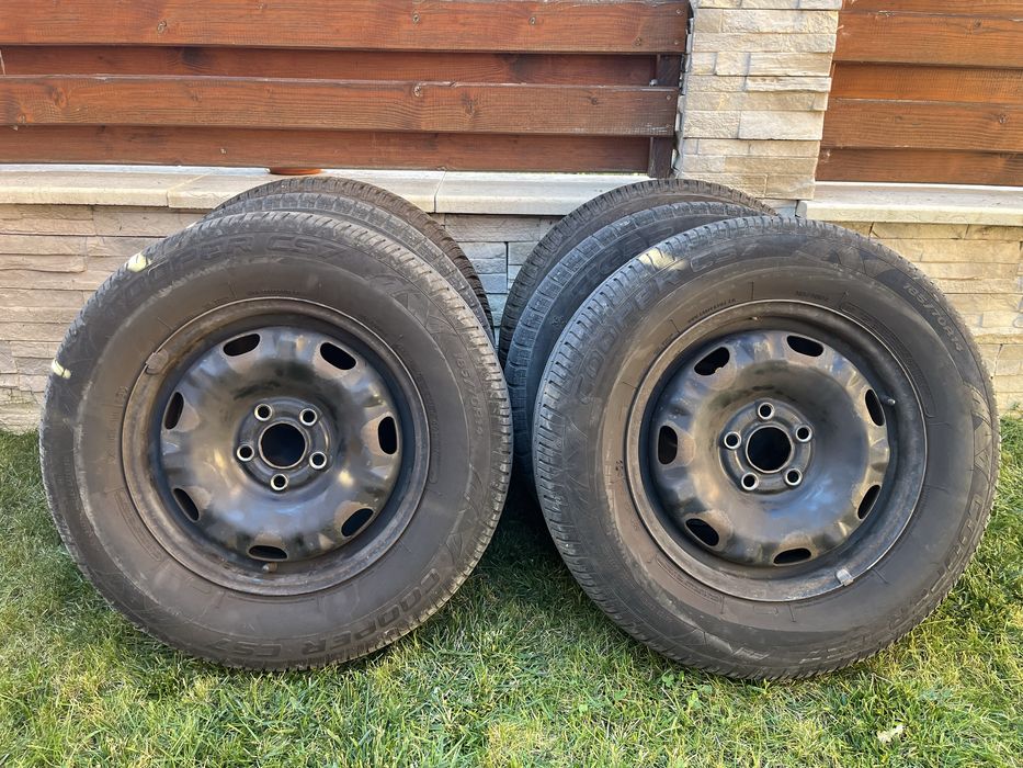 Vand jante R14 5x100 cu anvelope 185 70 R14 iarna si capace