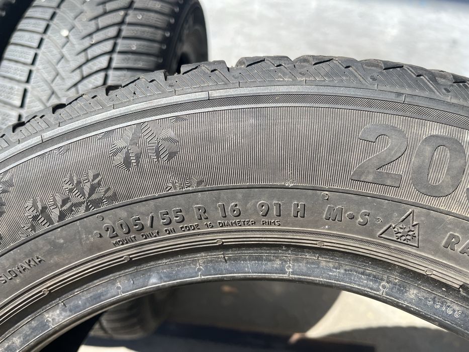 4 бр. зимни гуми 205/55/16 Semperit DOT 0118 4,5-5 mm