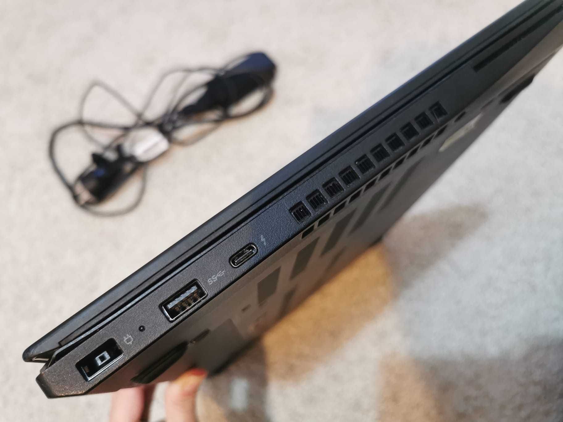 Lenovo ThinkPad T570 + Docking Station