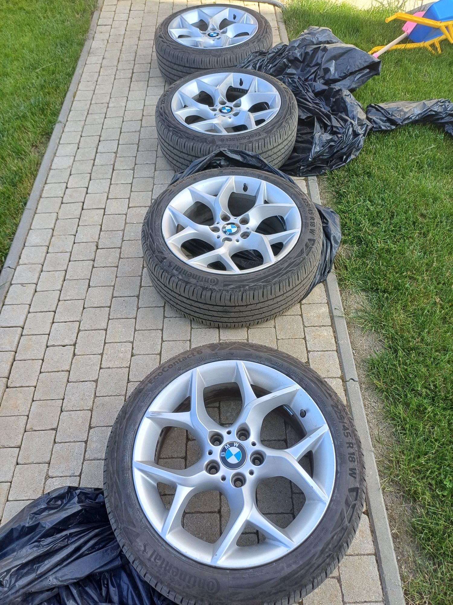 Jante originale bmw X1, mărimea 18, cu anvelope Continental dot 05/24