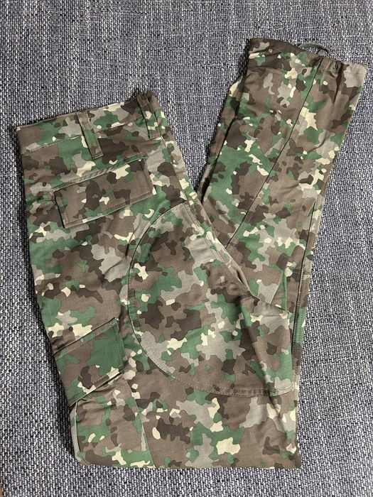 Vand uniforma combat