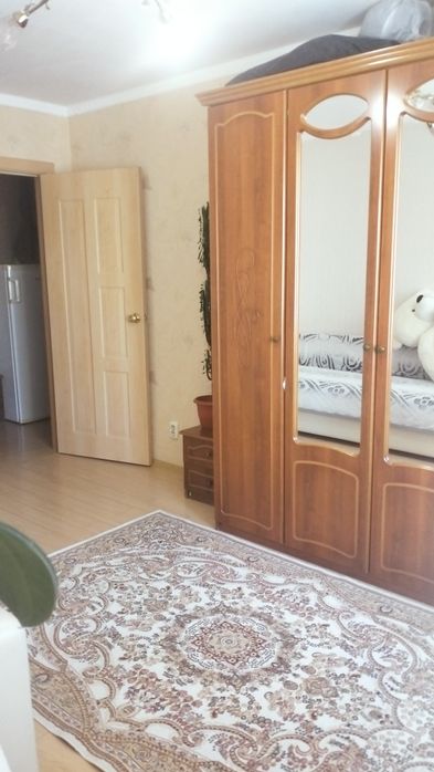 Сдам комнату район 7 поликлиники 85000т. Срочно