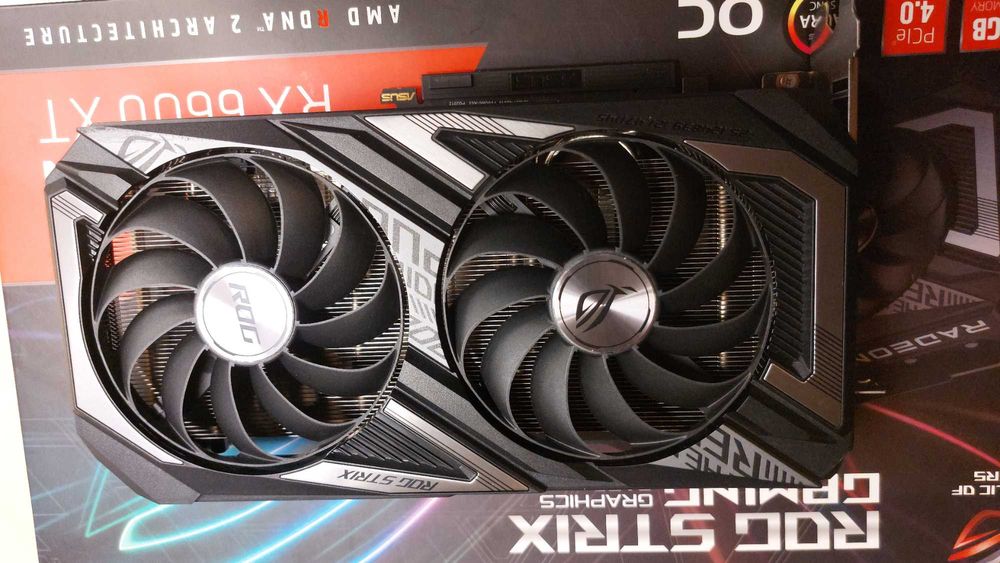 Radeon RX 6600 XT Asus ROG Stryx