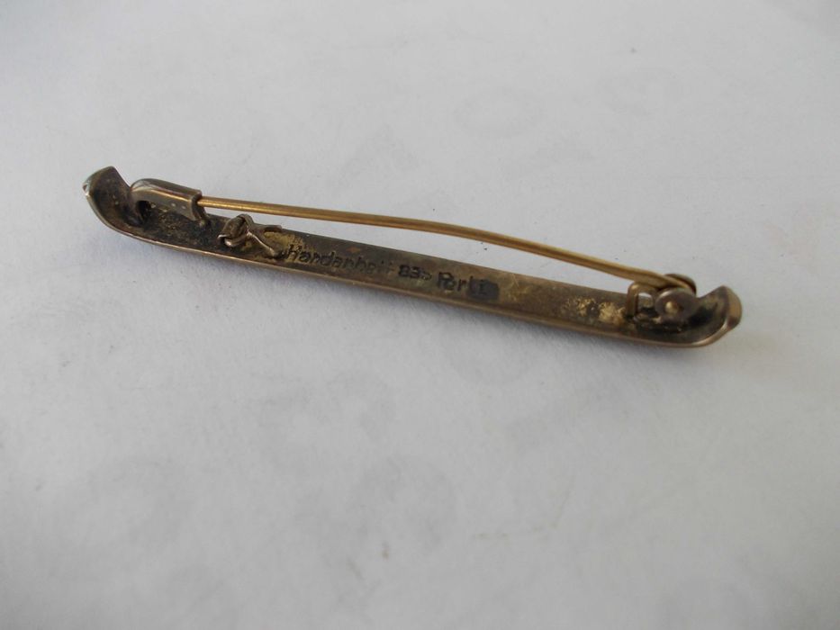 Brosa veche din argint