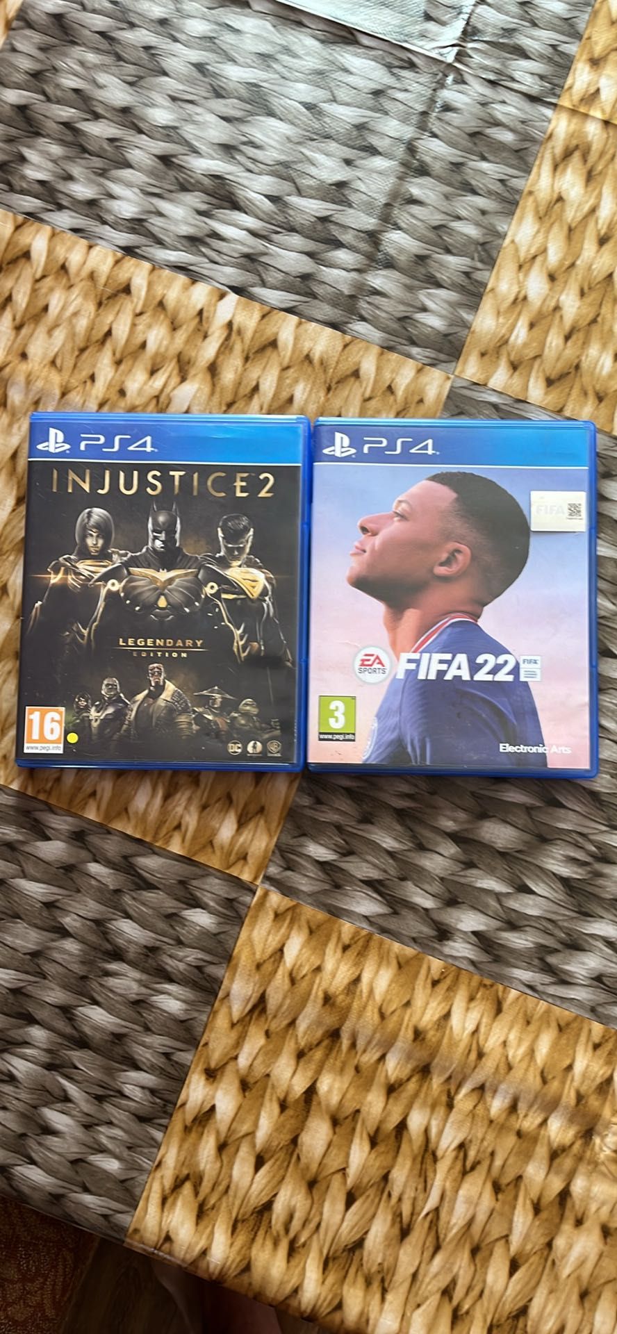 Playstatin4 igri ne se prodavat otdelno