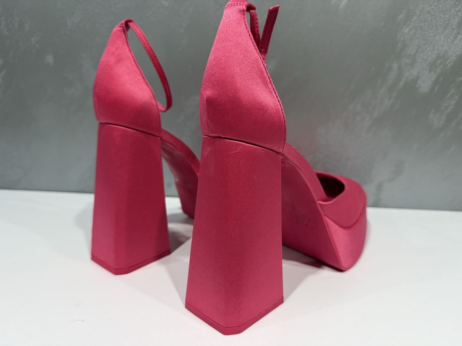 Обувки на ток Zara / Stradivarius / Bershka / Paolo Botticelli