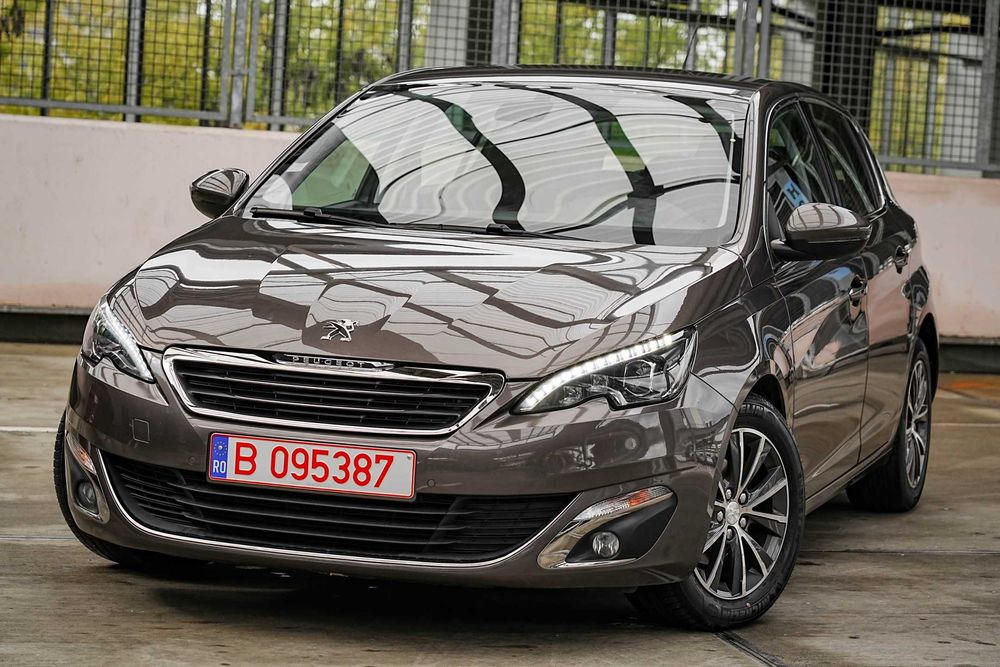 Peugeot 308 Automat 1.2 e-THP Allure