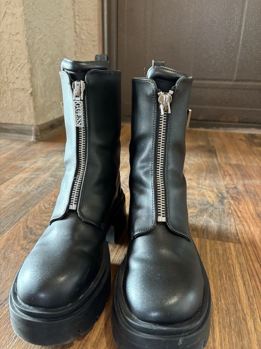 Дамски боти Guess