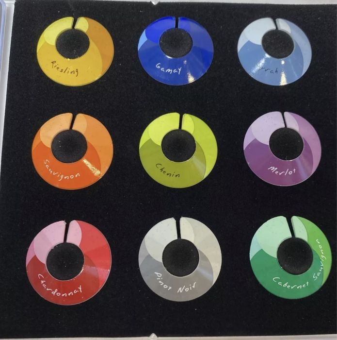 Много оригинални етикети за чаши Франция  Chic Glass