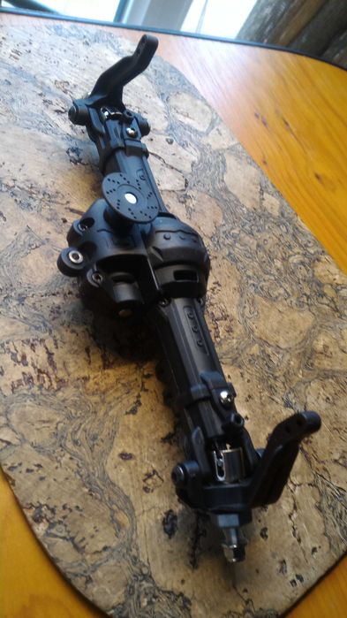 automodel cutie 2 viteze, punte fata, punte spate, scara 1/10 de la