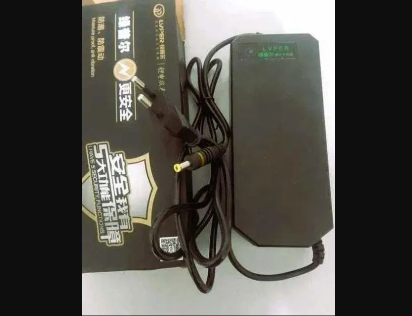 зарядка для АКБ на 48v для велосипеда или на самокат