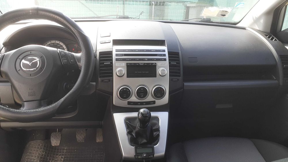 Vand mazda 5 7 locuri