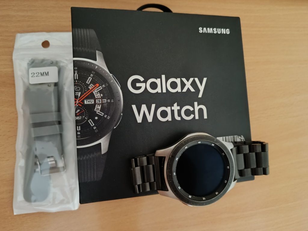 Продам часы  Samsung galaxy watch