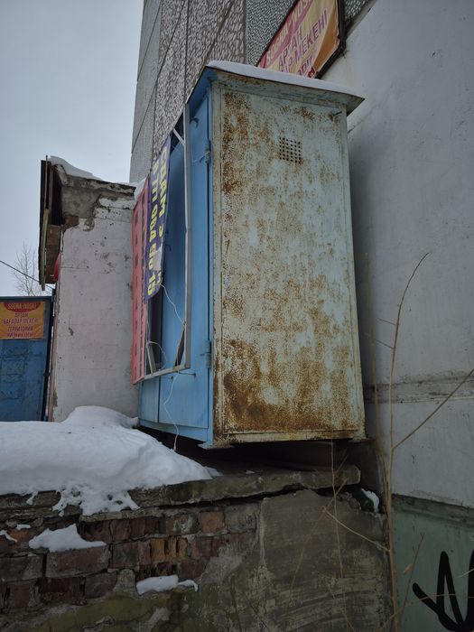 Продам шкаф для кислородный балонов