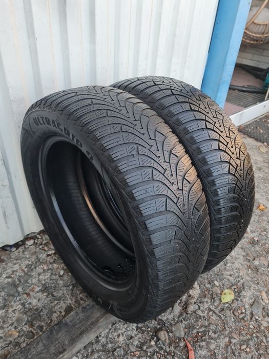 2 Anvelope de iarna *205/60R16*Goodyear*LICHIDARE STOC*75 Lei Buc*