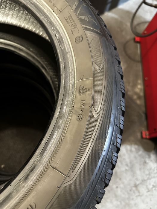 205/55 R16 91T - Goodyear Ultra Grip 9+ M+S Oferta