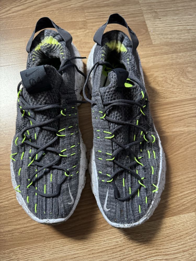 Обувки Nike Space Hippie 04
