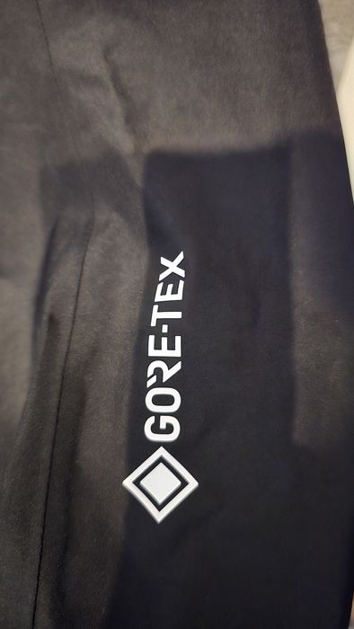 Adidas original jacket gore tex