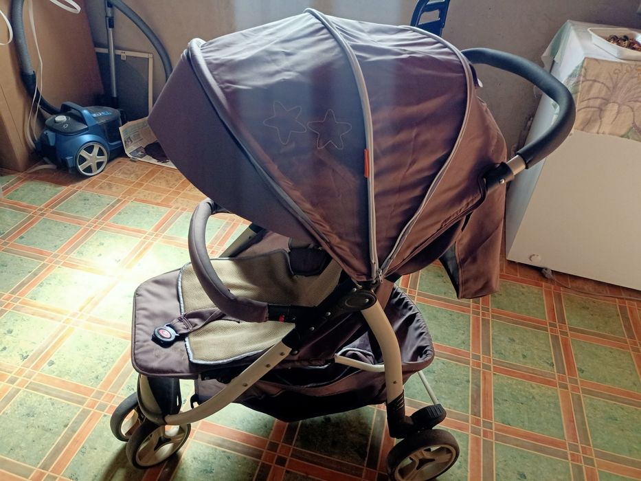 Продается детская коляска от фирмы Frigo