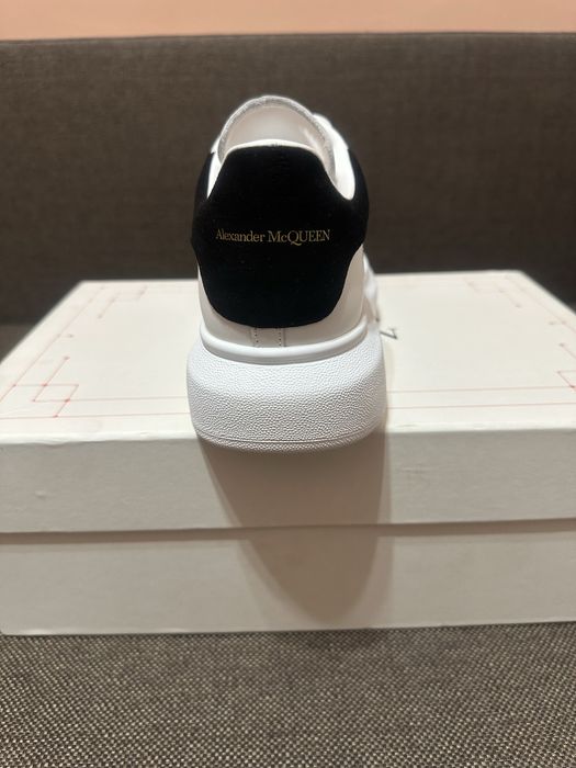 Alexander McQueen White 42,43,44