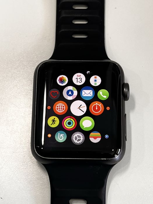 Apple Warch 7000 series aluminium