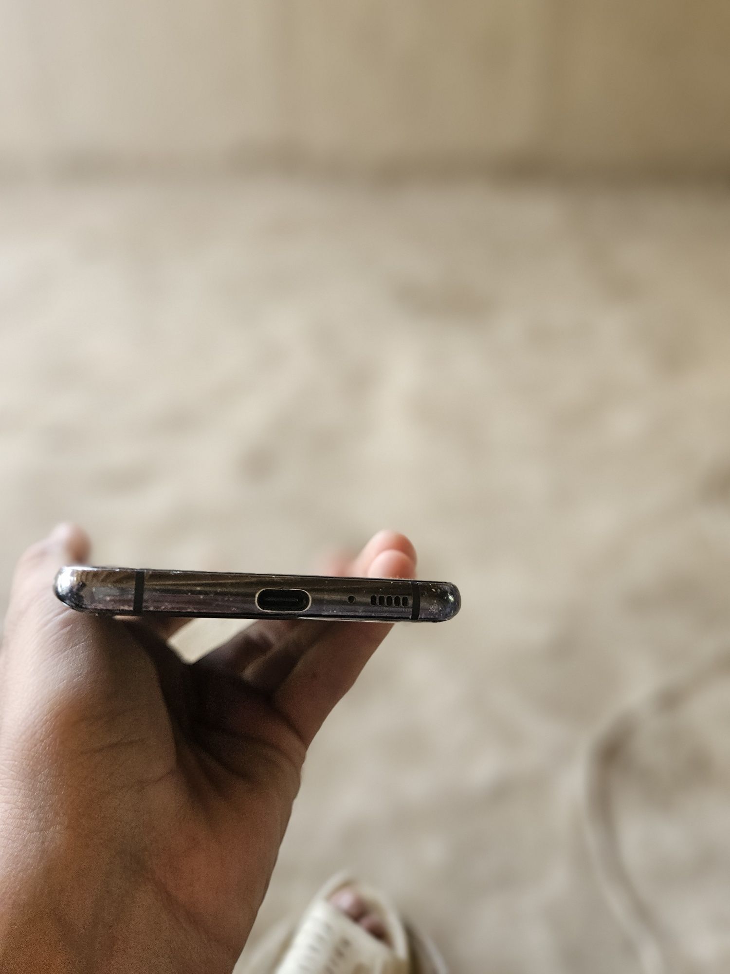 Samsung a 90 5g holati orta