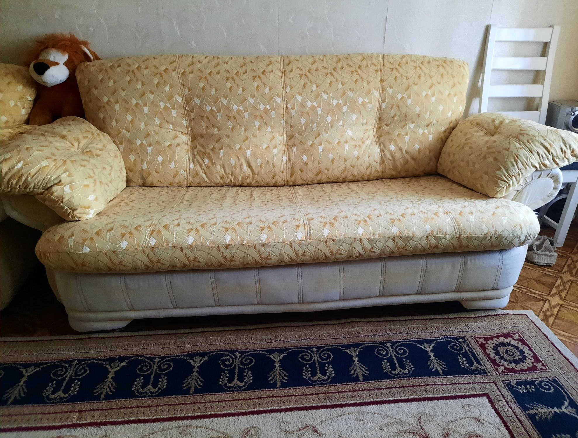 Продам диван 2,10×0,97 производство Россия