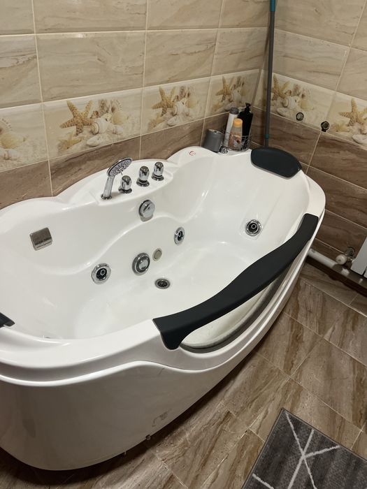 Джакузи ванна ……