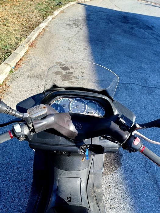 Продавам Yamaha majesty 250