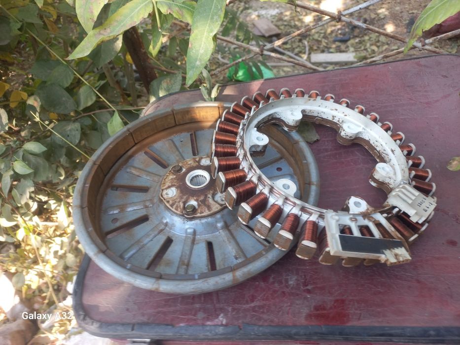 Маторы от стиральных машин разные  есть