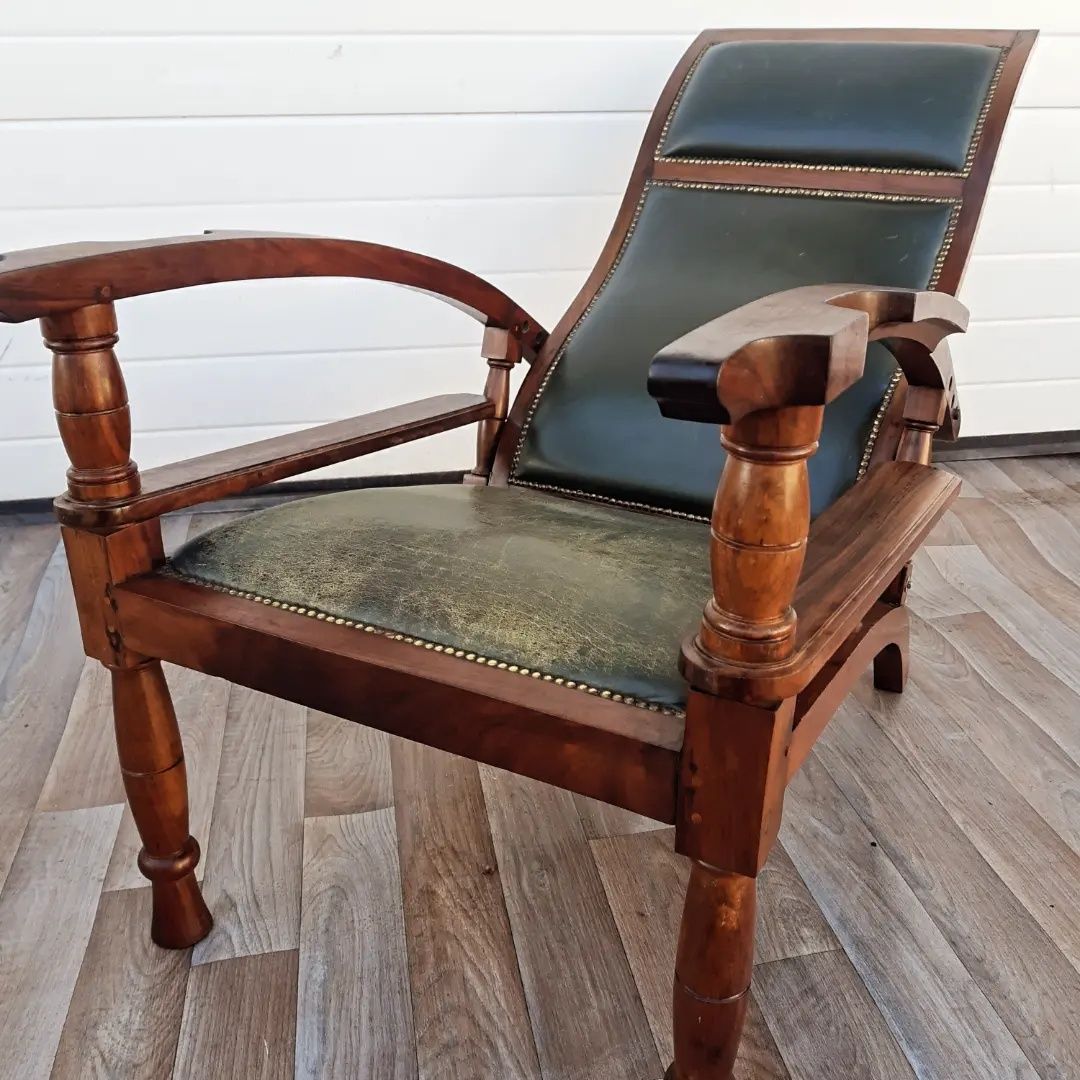 Уникално Антично Английско Колониално кресло с функция за релакс