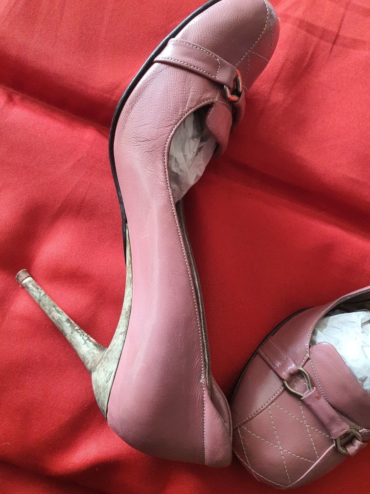 Pantofi dama, toc, 39, cusături decorativa, accesorii