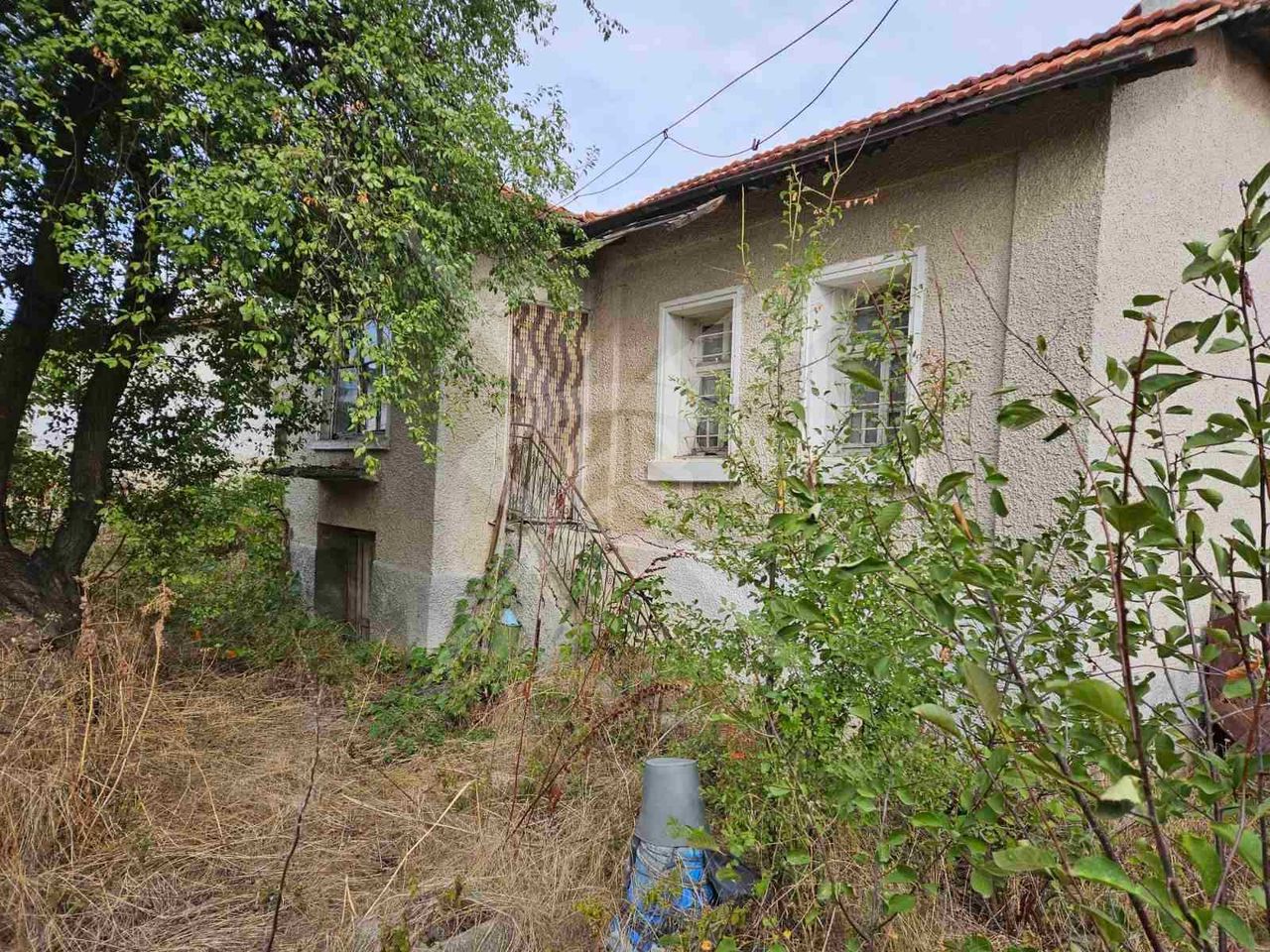 Продава се Къща в с. Патриарх Евтимово, Област Пловдив - 70 кв.м за 358 €/кв.м - Снимка #1